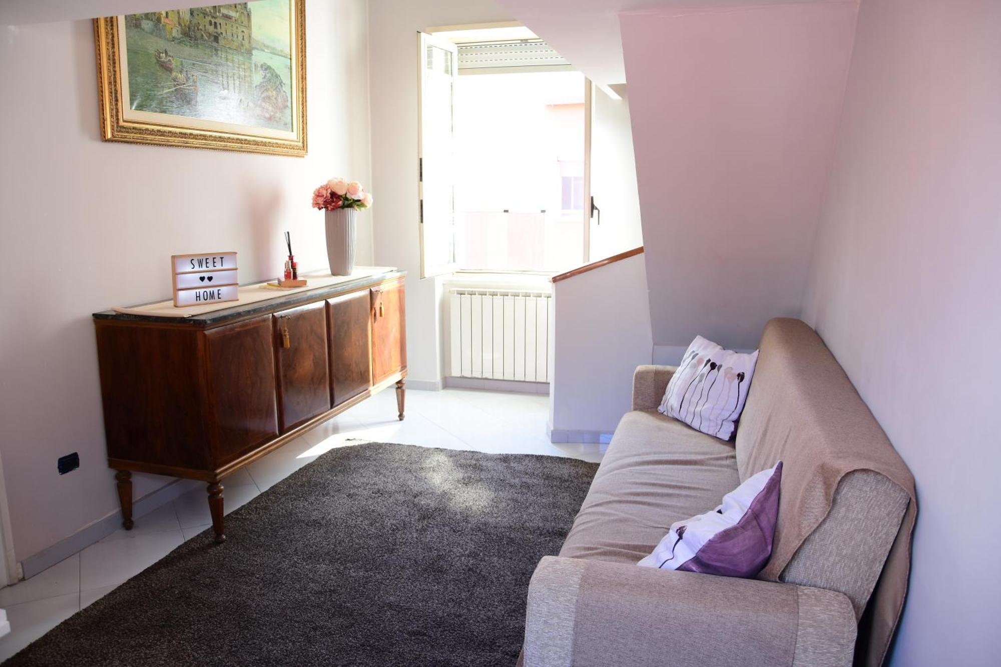 Scugnizzella Holiday House Apartment เนเปิลส์ ภายนอก รูปภาพ